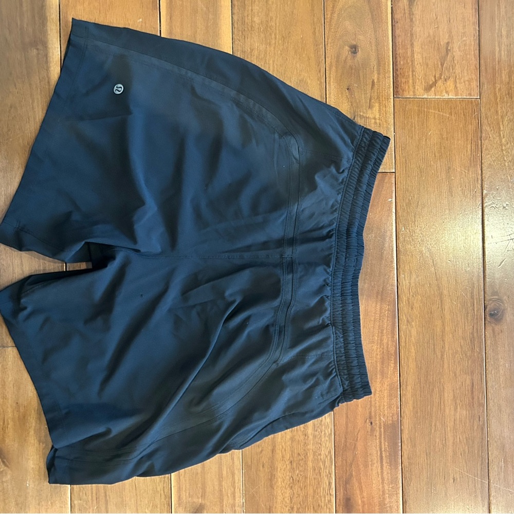 lululemon athletica Black Athletic Paced Shorts - Picture 4 of 4